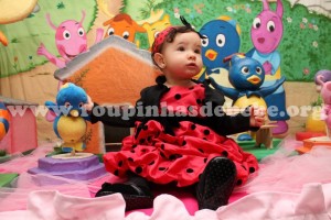 vestido poa vermelho com preto